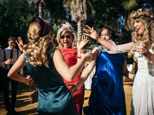 La boda de Mathew y Laura en Santiponce, Sevilla 175