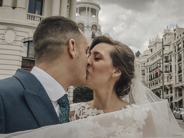 La boda de Ángel y Raquel en Fuenlabrada, Madrid 47