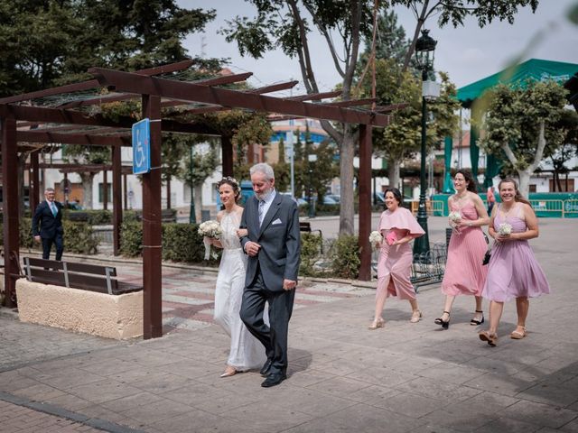 La boda de Jorge y Anna en Alovera, Guadalajara 11