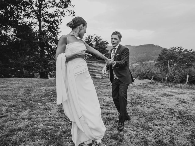 La boda de Esti y Lalo en Traslaviña, Vizcaya 5