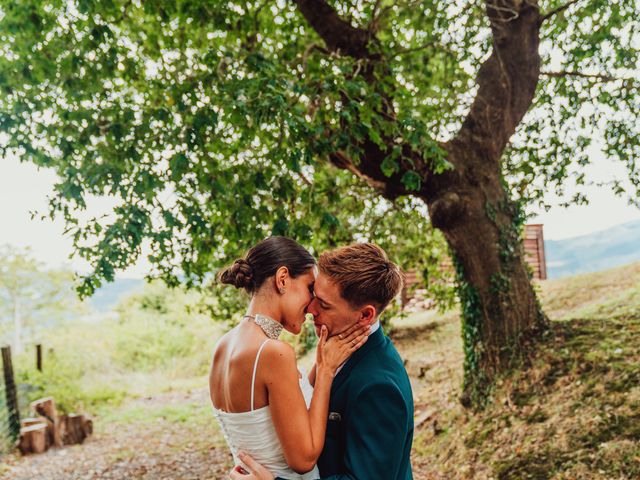 La boda de Esti y Lalo en Traslaviña, Vizcaya 7