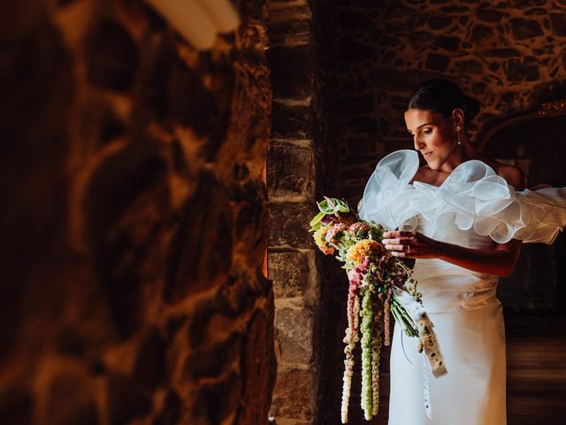 La boda de Esti y Lalo en Traslaviña, Vizcaya 24