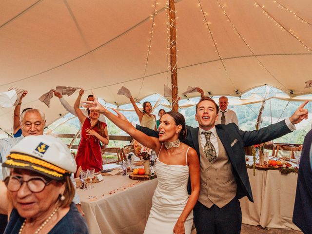 La boda de Esti y Lalo en Traslaviña, Vizcaya 28