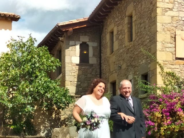 La boda de Alex y Laura en Sant Aniol De Finestres, Girona 3