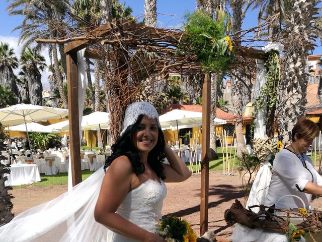La boda de Jose Carlos y Berta  en Telde, Las Palmas 15