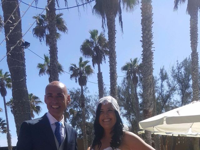 La boda de Jose Carlos y Berta  en Telde, Las Palmas 16