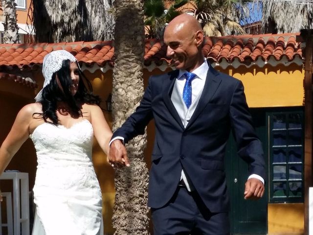 La boda de Jose Carlos y Berta  en Telde, Las Palmas 17