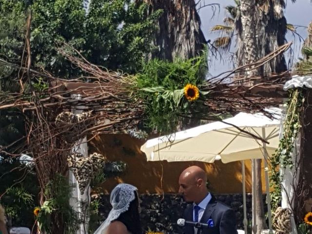 La boda de Jose Carlos y Berta  en Telde, Las Palmas 26