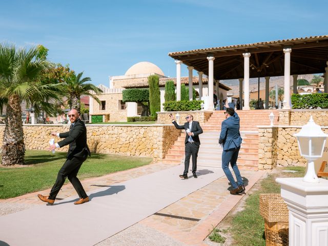La boda de Robin y Gina en Benidorm, Alicante 2