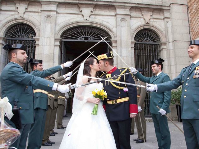 La boda de Alejandro y Raquel en Torrelodones, Madrid 32