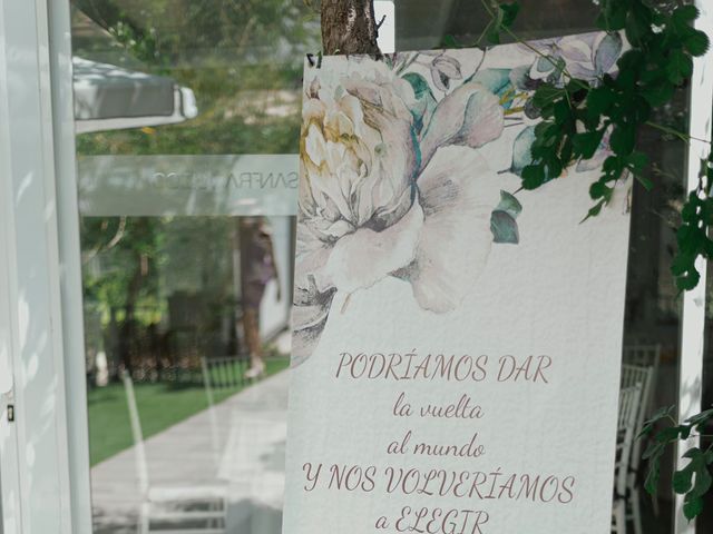 La boda de David y Tara en Madrid, Madrid 21