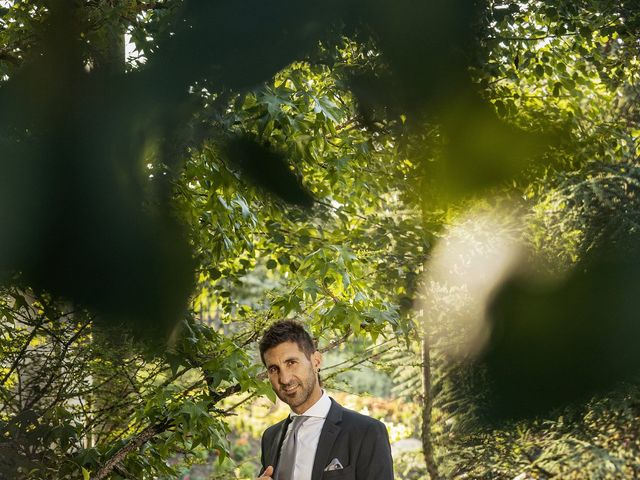 La boda de Isaac y Iranzu en Gorraiz, Navarra 40