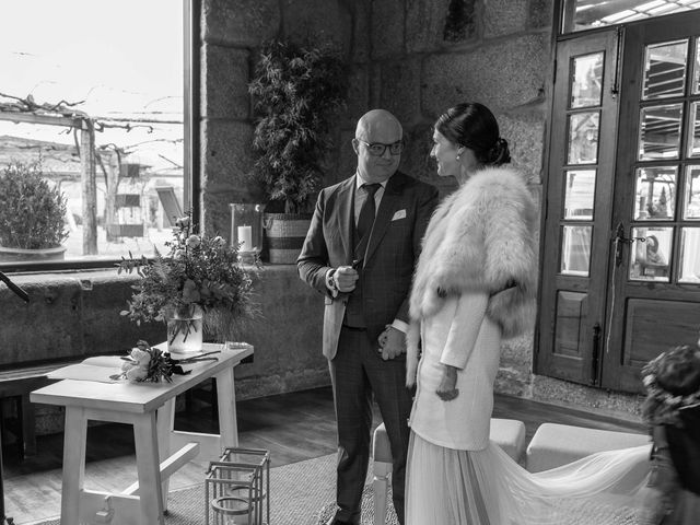 La boda de J. María y Zoa en Ribadumia, Pontevedra 16