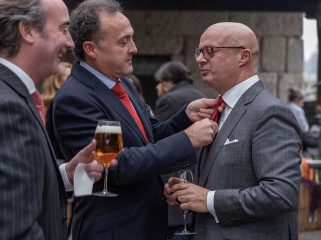 La boda de J. María y Zoa en Ribadumia, Pontevedra 30