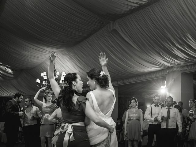 La boda de Vicente y Alexandra en Valdastillas, Cáceres 42