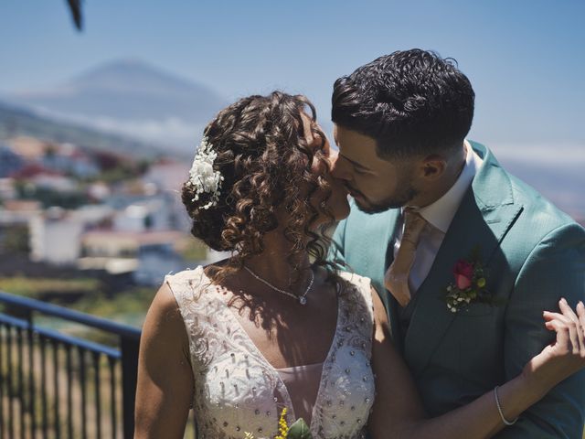 La boda de Samuel y Natalia en La Victoria De Acentejo, Santa Cruz de Tenerife 1