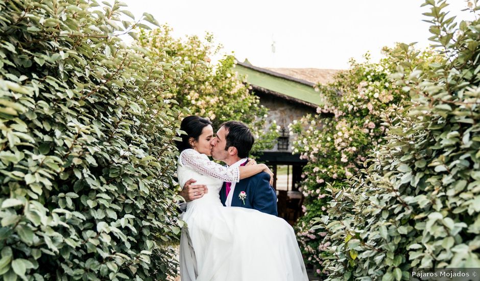 La boda de Miguel y Virginia en Mangiron, Madrid