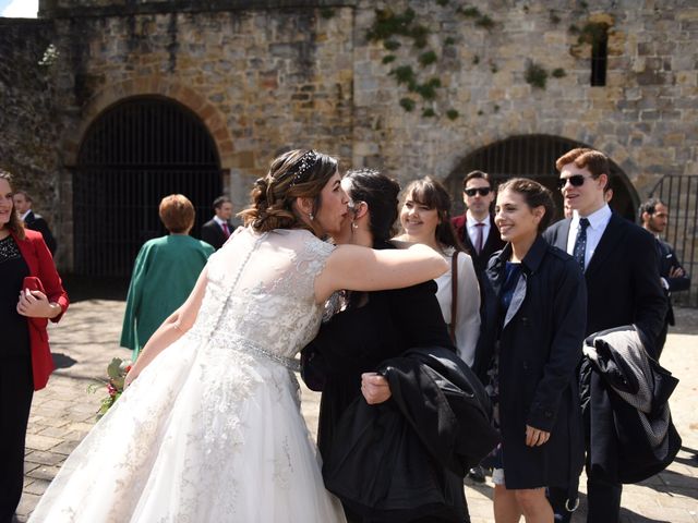 La boda de Imanol y Irati en Pamplona, Navarra 29