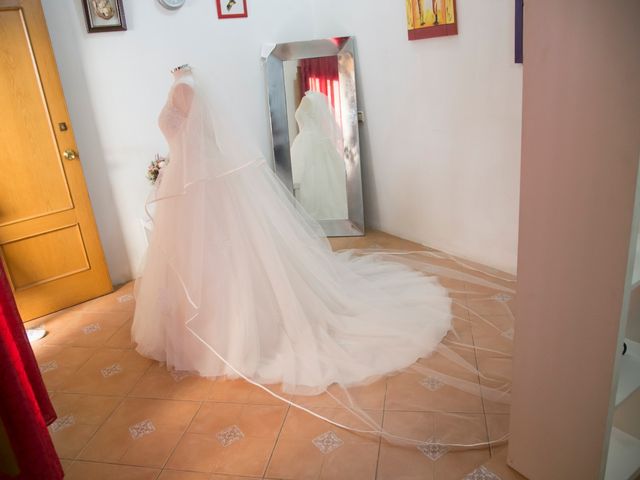 La boda de Miguel  y Estefania en Sagunt/sagunto, Valencia 1