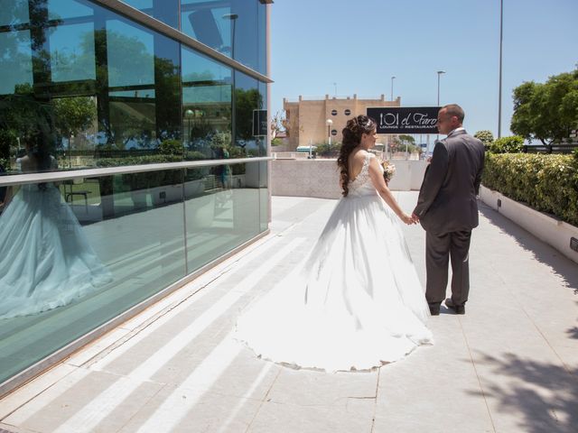La boda de Miguel  y Estefania en Sagunt/sagunto, Valencia 2