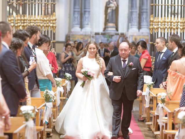 La boda de Pablo y María en Pamplona, Navarra 22