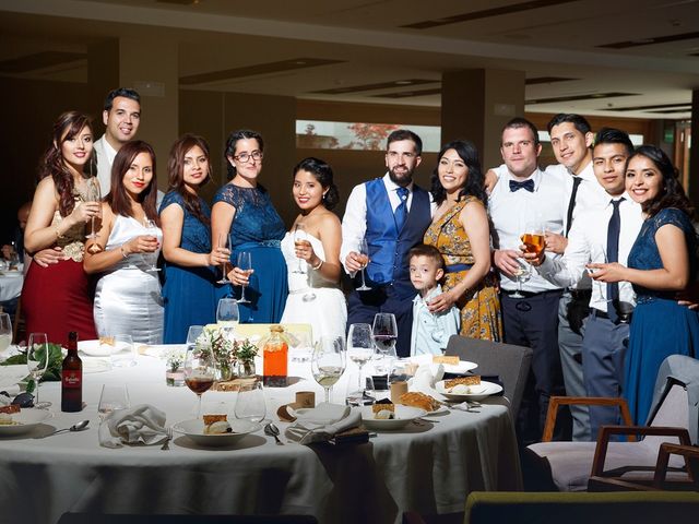 La boda de Ismael y Emily en Pamplona, Navarra 32