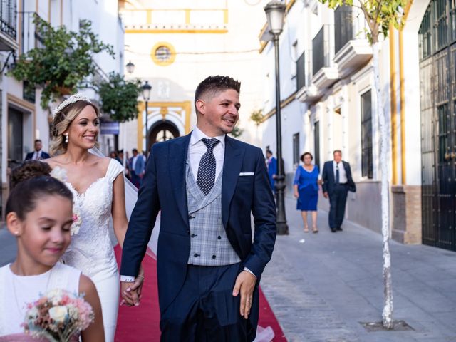 La boda de Fernando y Irene en La Puebla Del Rio, Sevilla 15