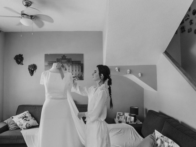 La boda de Carlos y Nuria en La Manga Del Mar Menor, Murcia 30