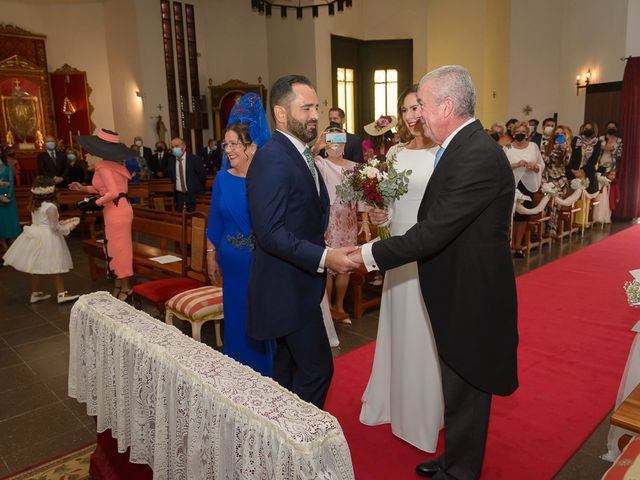 La boda de Juanma y Mar en Algeciras, Cádiz 27