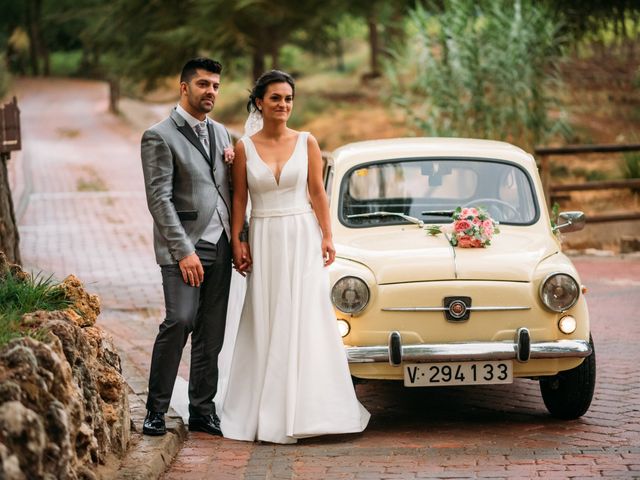 La boda de Alberto y Fátima en Jabaga, Cuenca 19