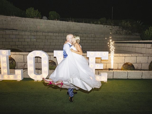 La boda de Jennifer y Tito en Santa Cruz De Tenerife, Santa Cruz de Tenerife 84