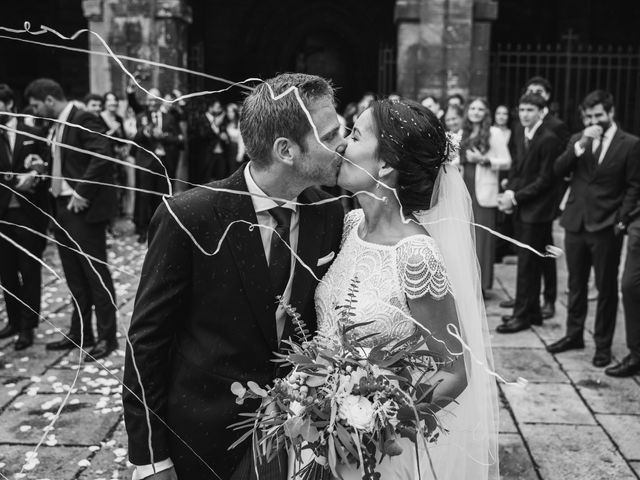 La boda de Alberto y Carmen en Avilés, Asturias 15