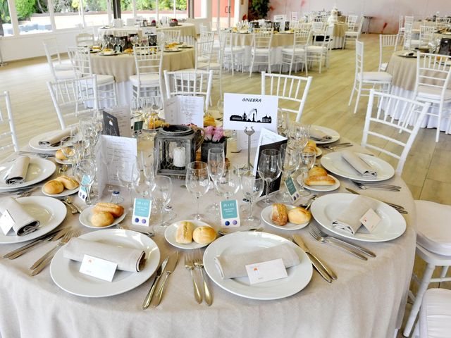 La boda de Desi y Jan en Sant Vicenç De Montalt, Barcelona 11