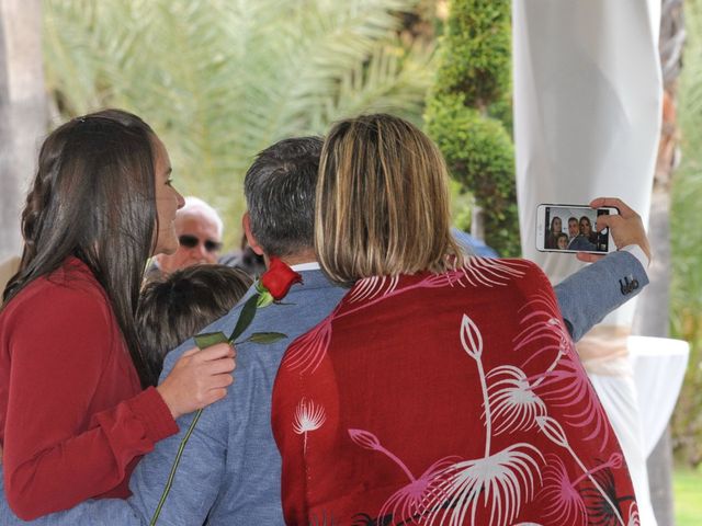 La boda de Desi y Jan en Sant Vicenç De Montalt, Barcelona 57