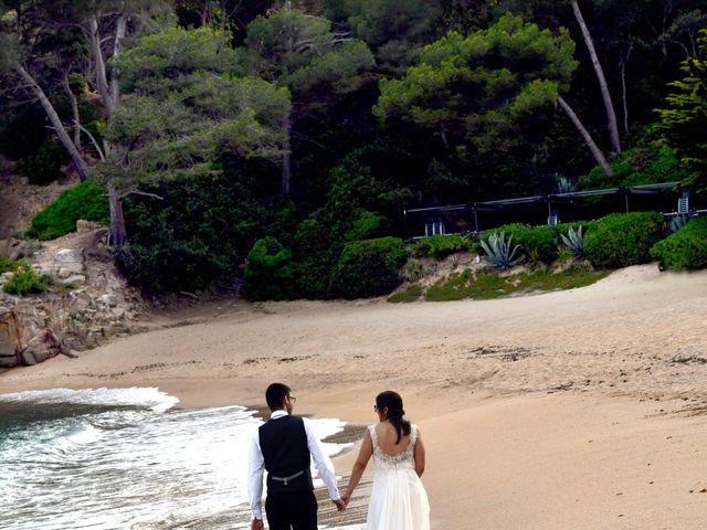 La boda de Desi y Jan en Sant Vicenç De Montalt, Barcelona 69