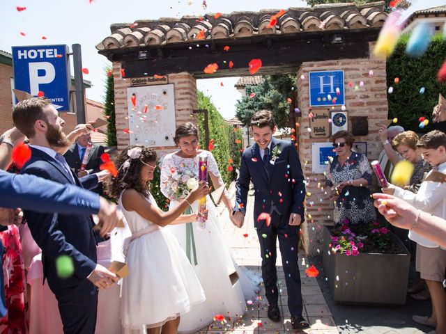 La boda de Vane y Javi en Arroyo De La Encomienda, Valladolid 24
