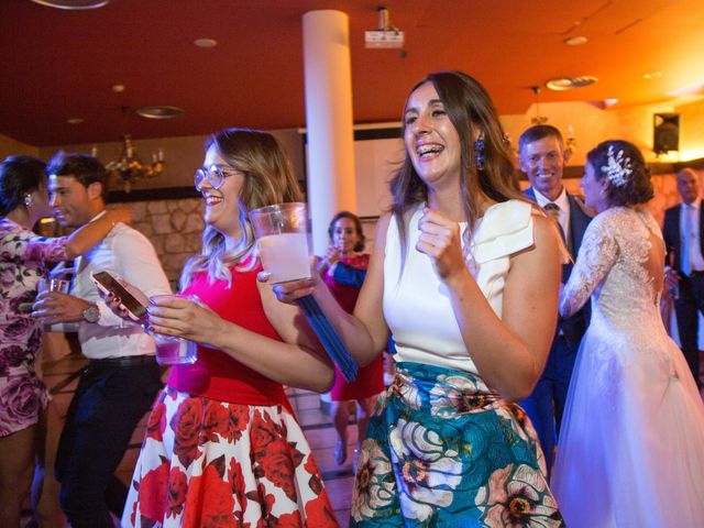 La boda de Vane y Javi en Arroyo De La Encomienda, Valladolid 43