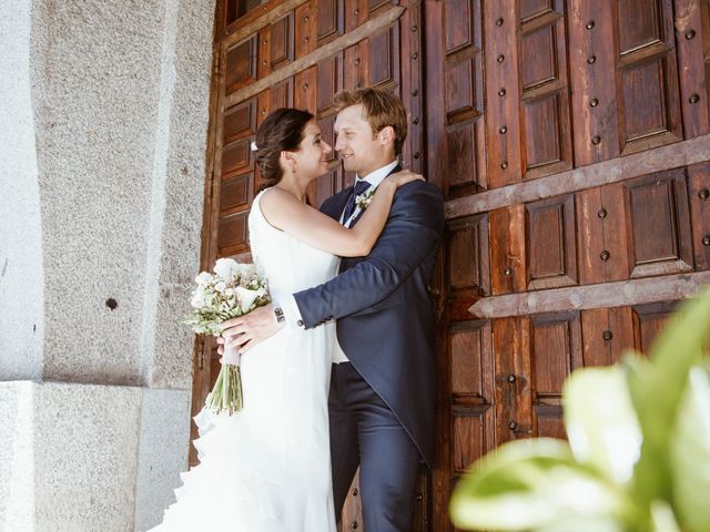 La boda de Gema y Dimitri en Valdemorillo, Madrid 20