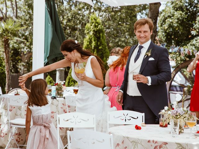 La boda de Gema y Dimitri en Valdemorillo, Madrid 24