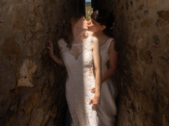 La boda de Laura y Marta en Molinaseca, León 36