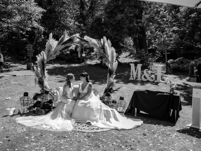 La boda de Laura y Marta en Molinaseca, León 47