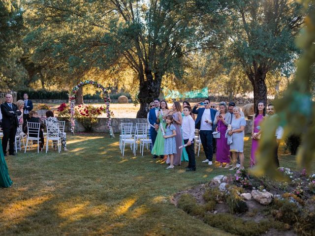 La boda de Carlos y Ana en Navaluenga, Ávila 15