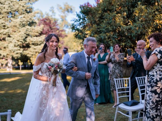 La boda de Carlos y Ana en Navaluenga, Ávila 22