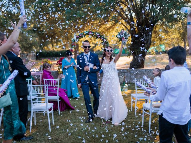 La boda de Carlos y Ana en Navaluenga, Ávila 1