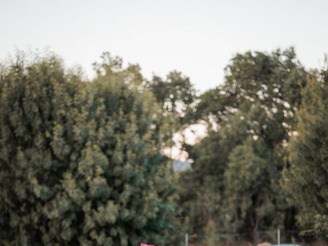 La boda de Carlos y Ana en Navaluenga, Ávila 84