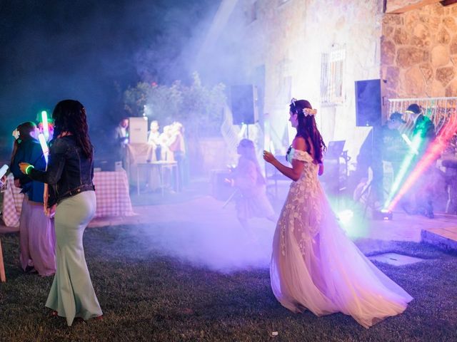 La boda de Carlos y Ana en Navaluenga, Ávila 94