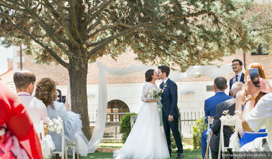 La boda de Vane y Javi en Arroyo De La Encomienda, Valladolid