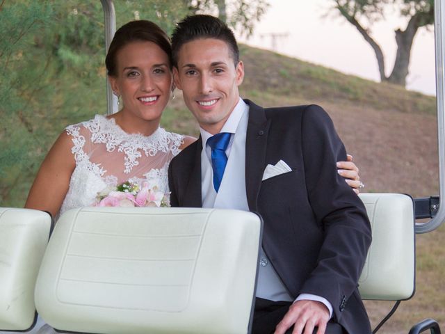 La boda de Javier y María en Guillena, Sevilla 24