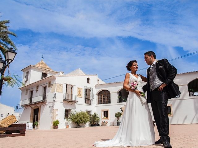 La boda de Juan y Natalia en Alacant/alicante, Alicante 19