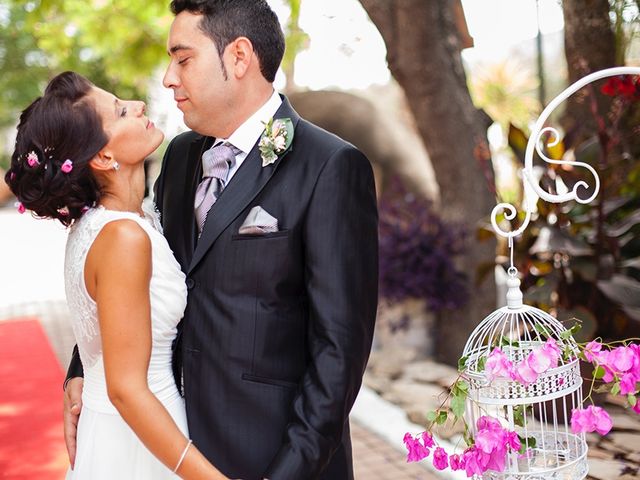 La boda de Juan y Natalia en Alacant/alicante, Alicante 25